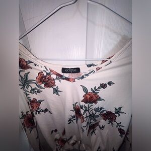 Floral, flowing sleeves shirt
